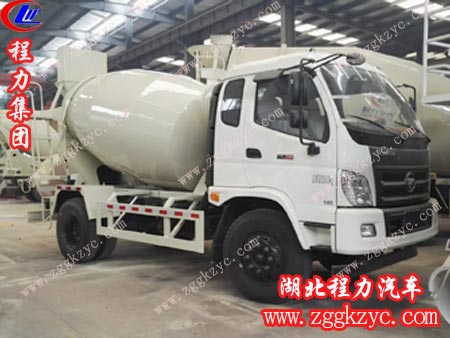 湖北程力集團的福田瑞沃四方攪拌車完美下線 湖北程力集團的福田瑞沃四方攪拌車完美下線